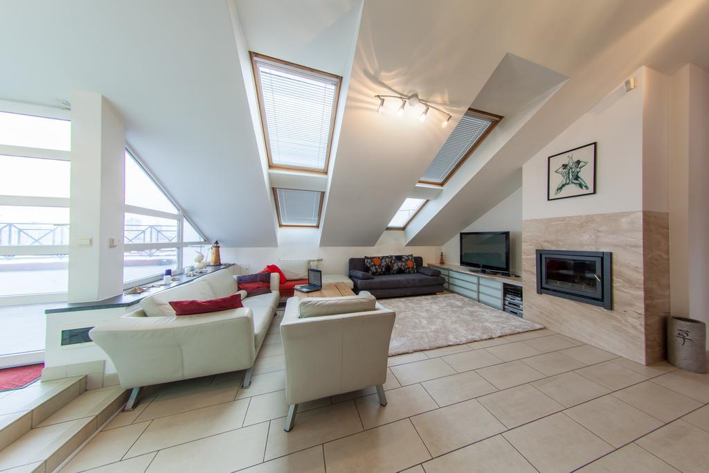 Mansard Apartment Antonovicha 4 Kiev Eksteriør billede