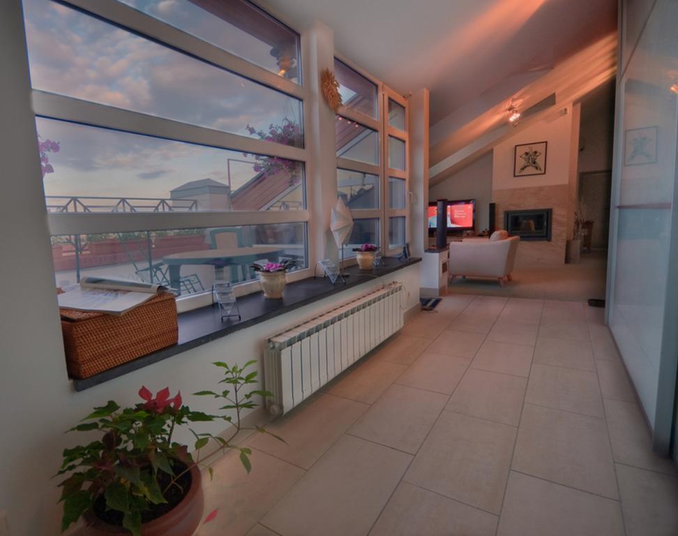 Mansard Apartment Antonovicha 4 Kiev Eksteriør billede